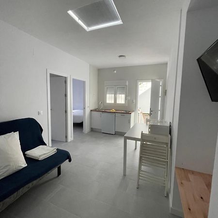 Ch II Apartments Zona De Ocio Nocturno Конил-де-ла-Фронтера Екстериор снимка